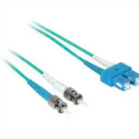 C2G 5m 10Gb ST/SC Duplex 50/125 Multimode Plenum-Rated Cable de fibra óptica e InfiniBand