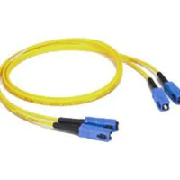 C2G 10m SC/SC LSZH Duplex 9/125 Single-Mode Cable de fibra óptica e InfiniBand Amarillo