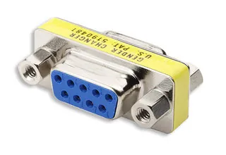 Manhattan DB9 Mini Gender Changer