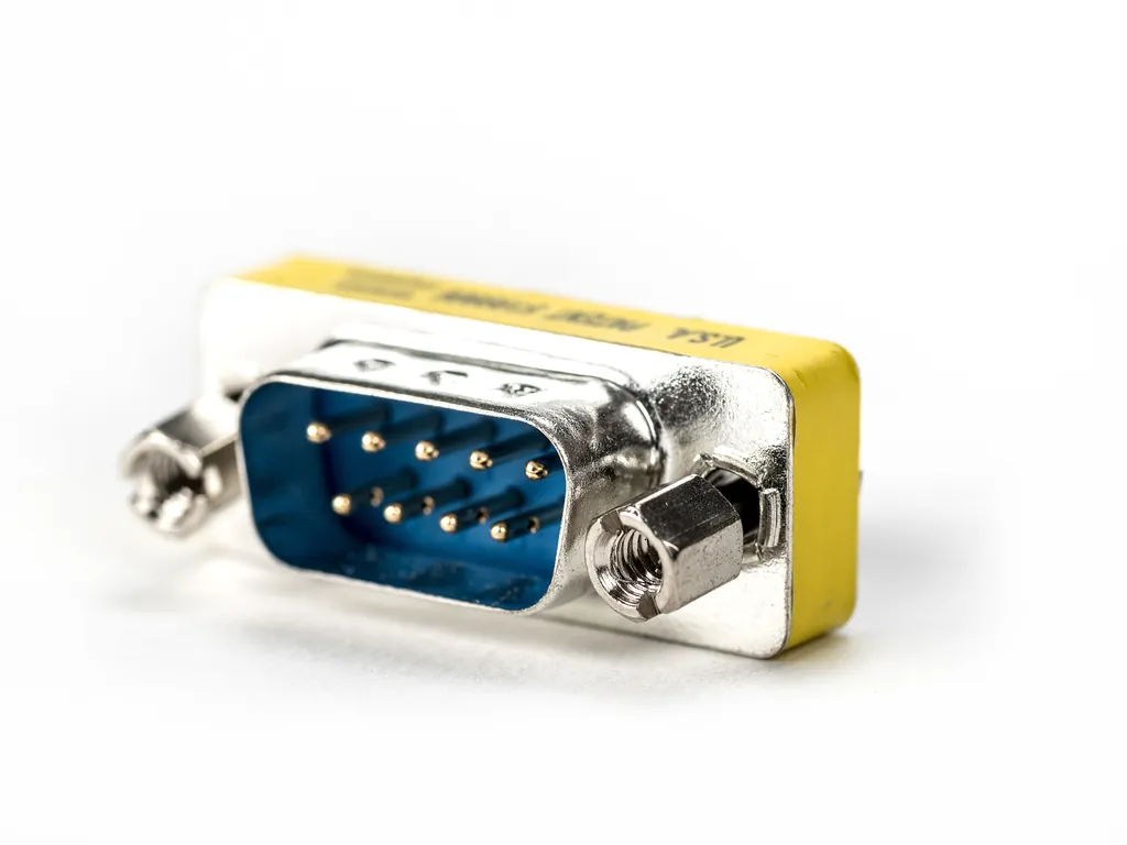 Vertiv Avocent CON0091 cambiador de género para cable DB9