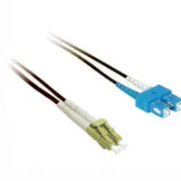 C2G 5m LC/SC Duplex 50/125 Multimode Fiber Patch Cable Cable de fibra óptica e InfiniBand Negro