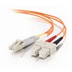 C2G 7m LC/SC Duplex 50/125 Multimode Fibre Patch Cable Cable de fibra óptica e InfiniBand Naranja